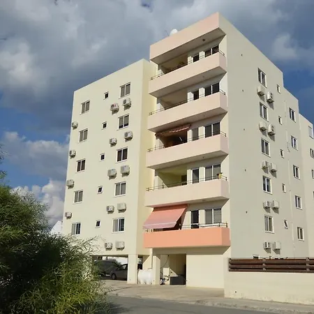 Appartement Olivia Mackenzie With Pool Larnaca
